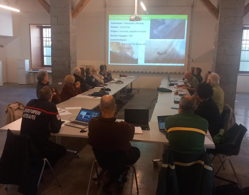 Le comité technique du 23 janvier a lancé l'étude de réalisation du plan de massif DFCI. Le comité technique du 23 janvier a lancé l'étude de réalisation du plan de massif DFCI.